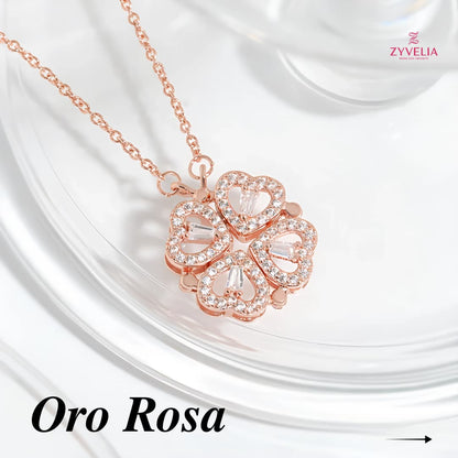 Rosa Eterna con Collar Trébol de Corazones